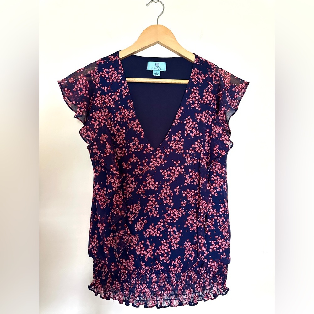 CeCe Chiffon Ruffled Blouse Women’s Sz Medium V-Neckline and Flutter Sleeves